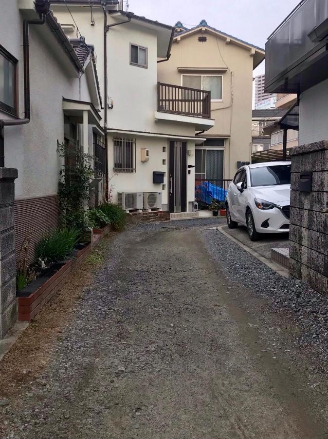 West Crab Base Villa Hiroshima Buitenkant foto